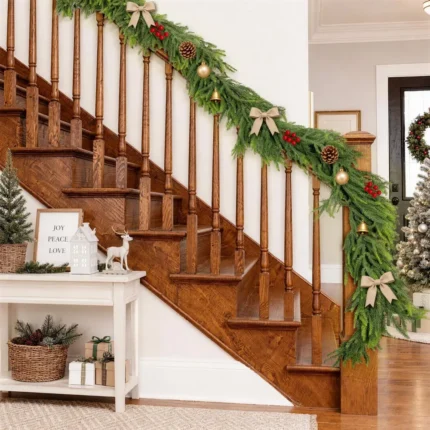 Christmas Garland - Image 3